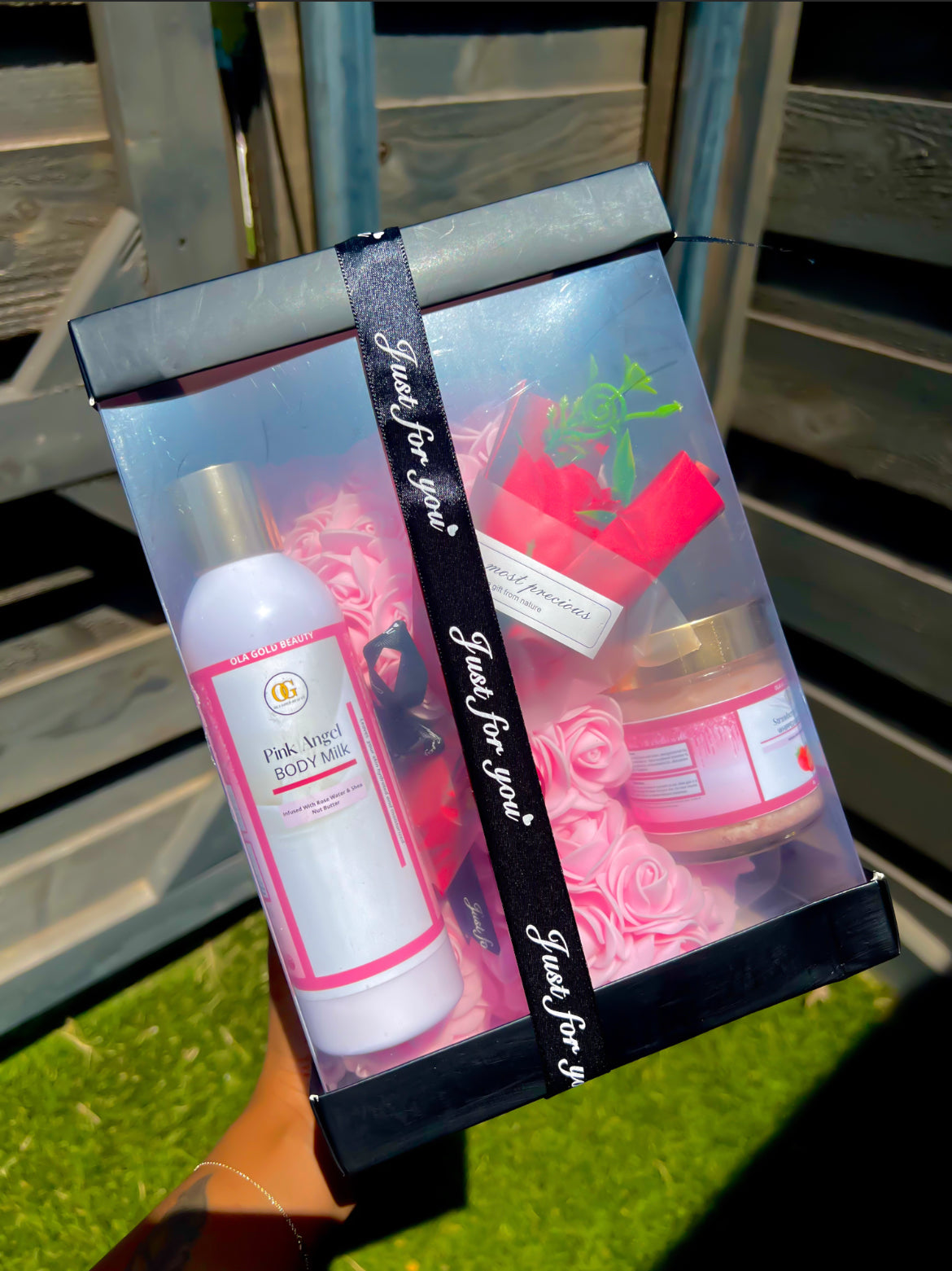 Limited Edition Pink Series Gift Set